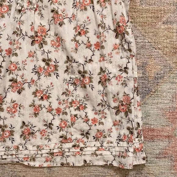 Healing Hands Brand Floral Print Scrub Top - Picture 4 of 4